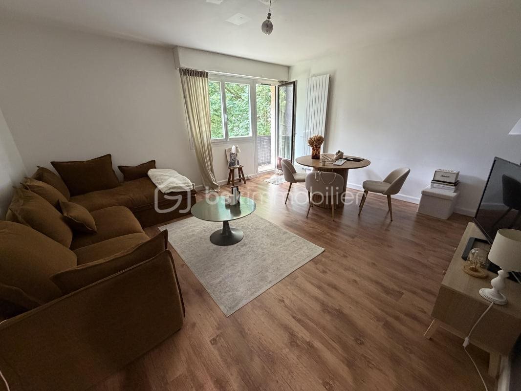 Appartement à vendre, 81m², Etiolles