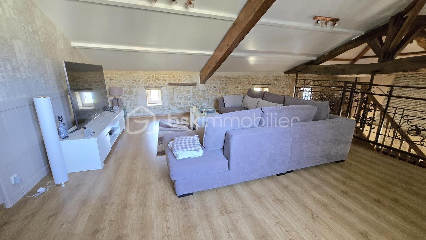 Maison à vendre, 172m², Saint-Bonnet-sur-Gironde