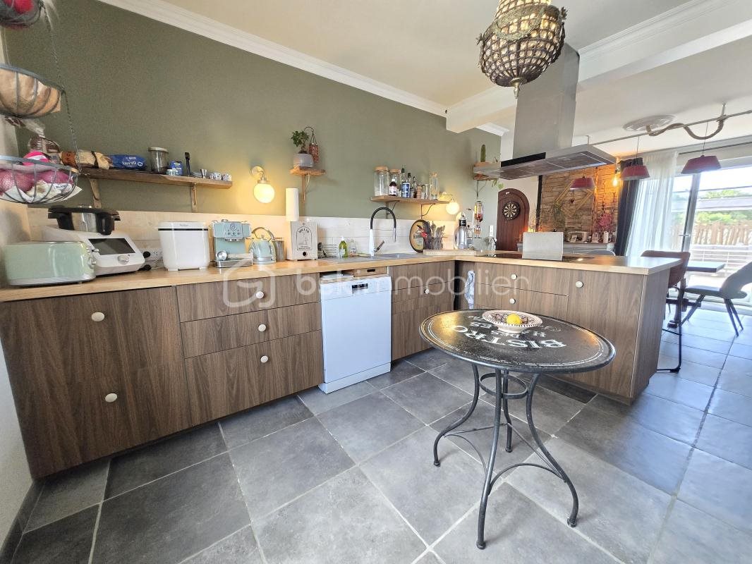Maison à vendre, 131m², Bonnemain