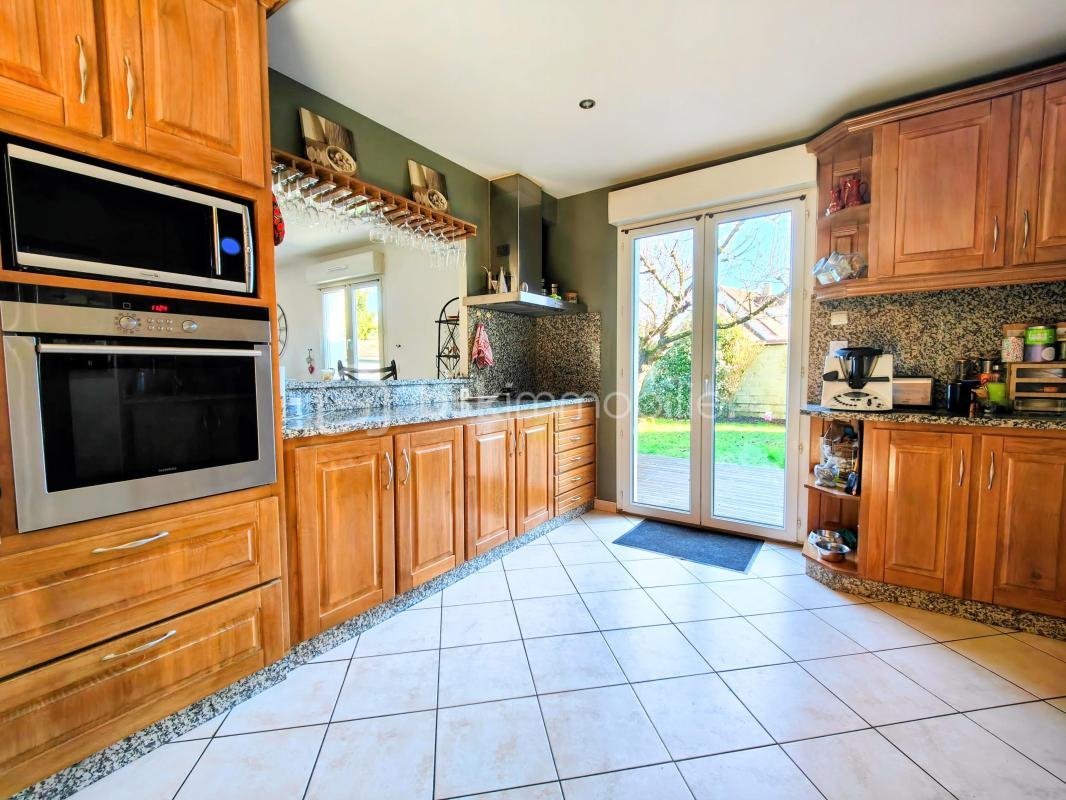 Maison à vendre, 209m², Bazainville