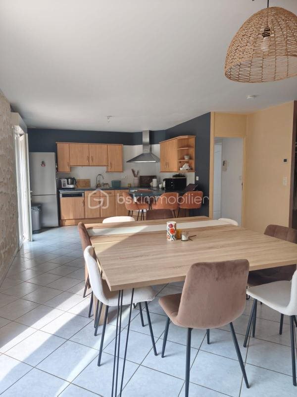 Maison à vendre, 91m², Sacé