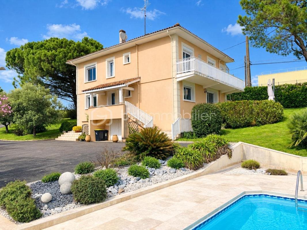 Maison à vendre, 158m², Sainte-Bazeille