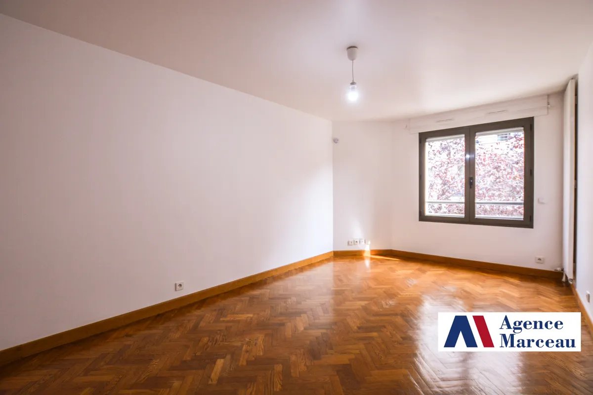 Appartement à vendre, 26m², Courbevoie
