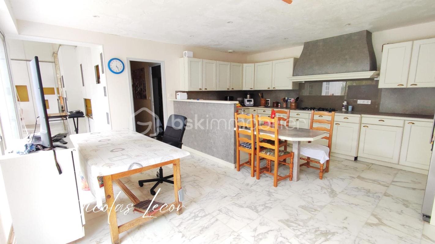 Maison à vendre, 195m², Foëcy