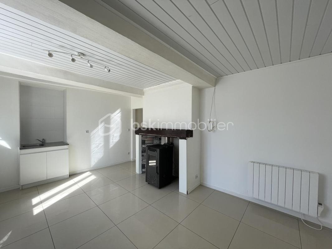 Maison à louer, 60m², Wassy