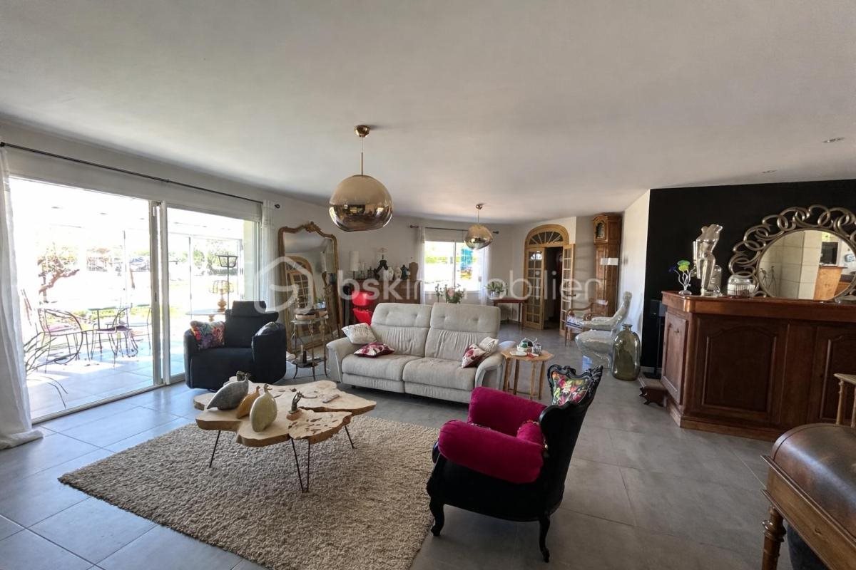 Maison à vendre, 163m², Saint-Aigulin