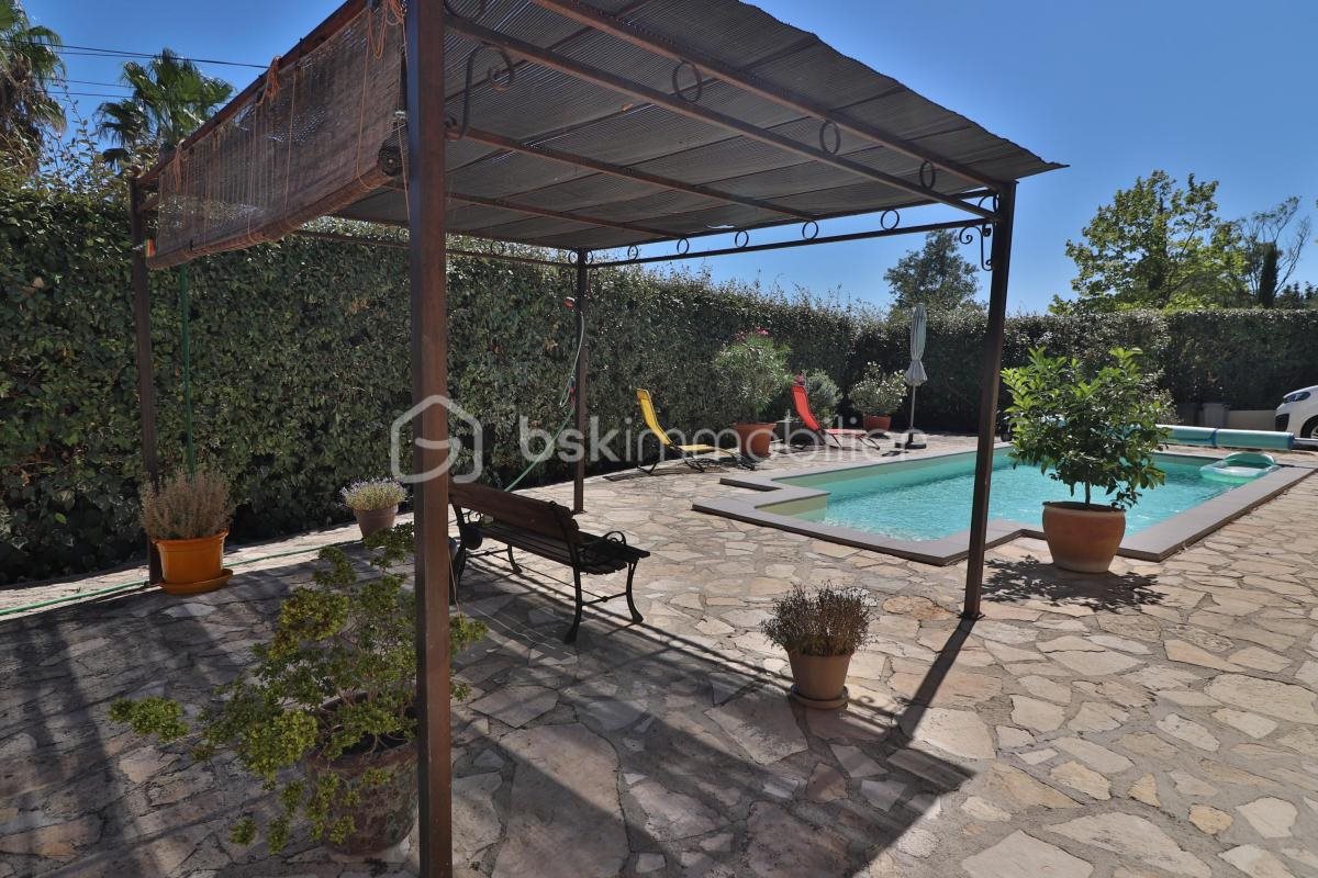 Maison à vendre, 106m², Montfrin