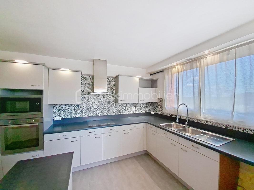 Appartement à vendre, 86m², Combs-la-Ville