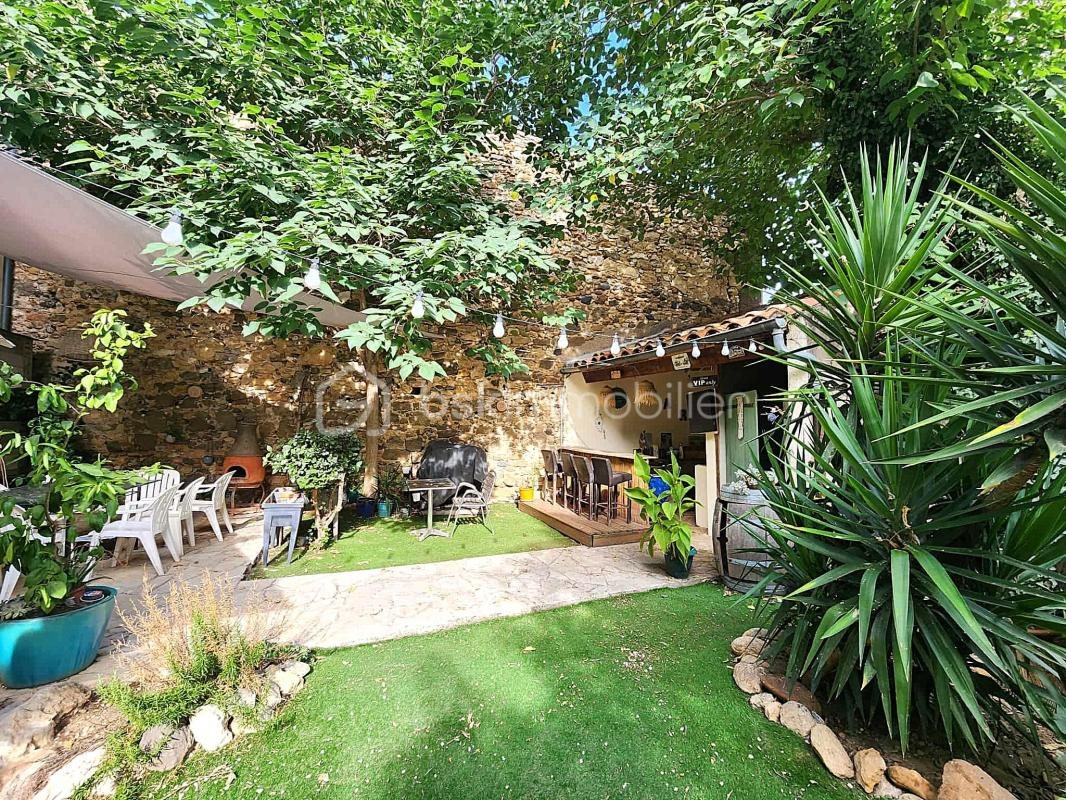 Maison à vendre, 246m², Adissan