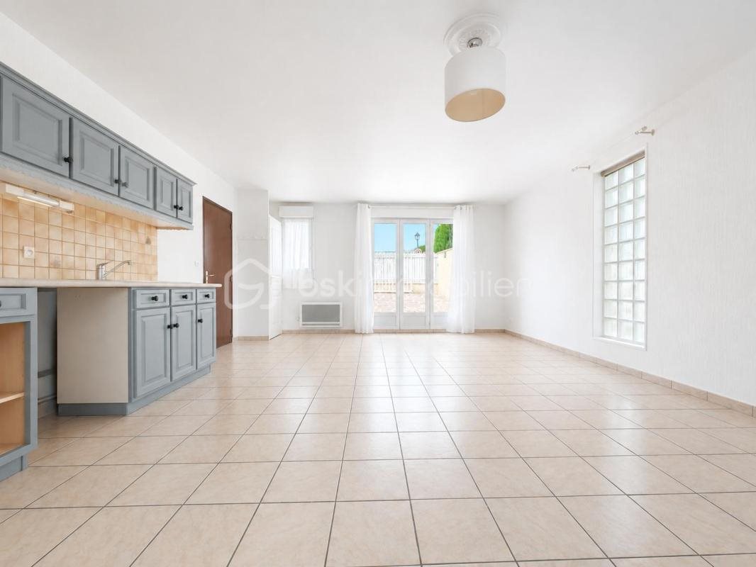 Appartement à louer, 49m², Epernon