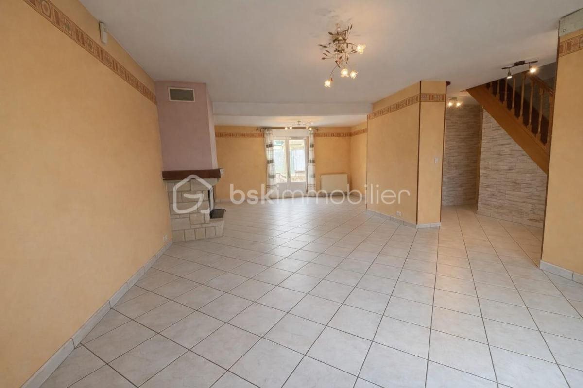 Maison à vendre, 151m², La Cheppe