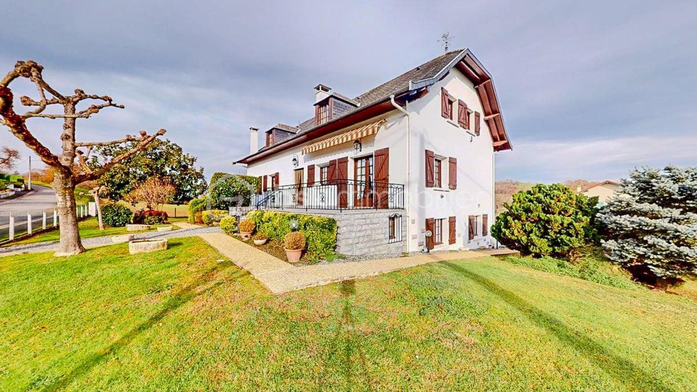 Maison à vendre, 231m², Mauléon-Licharre