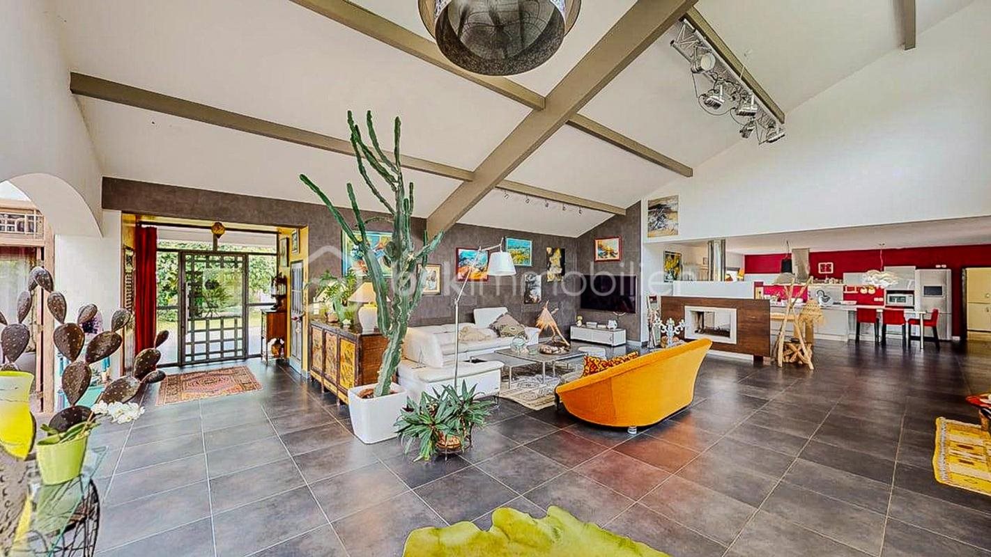 Maison à vendre, 450m², Saint-Martin-de-Seignanx