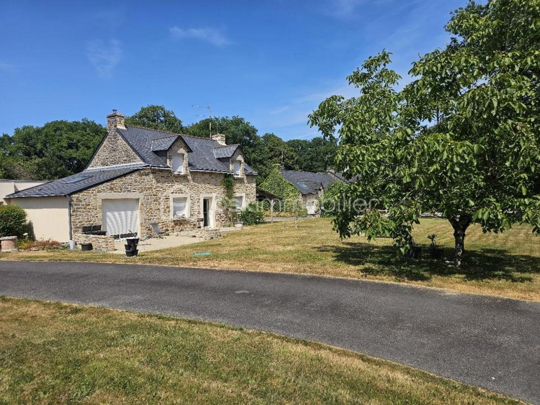 Maison à vendre, 155m², Bains-sur-Oust