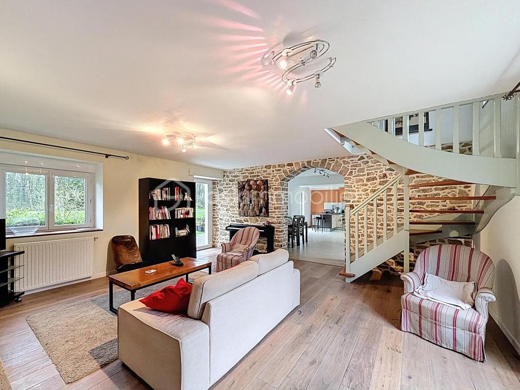 Maison à vendre, 155m², Bains-sur-Oust