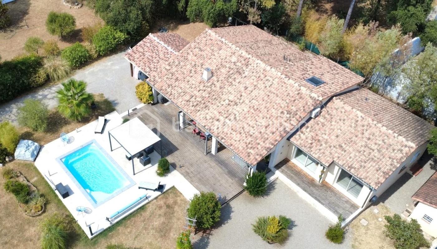 Maison à vendre, 171m², Vidauban