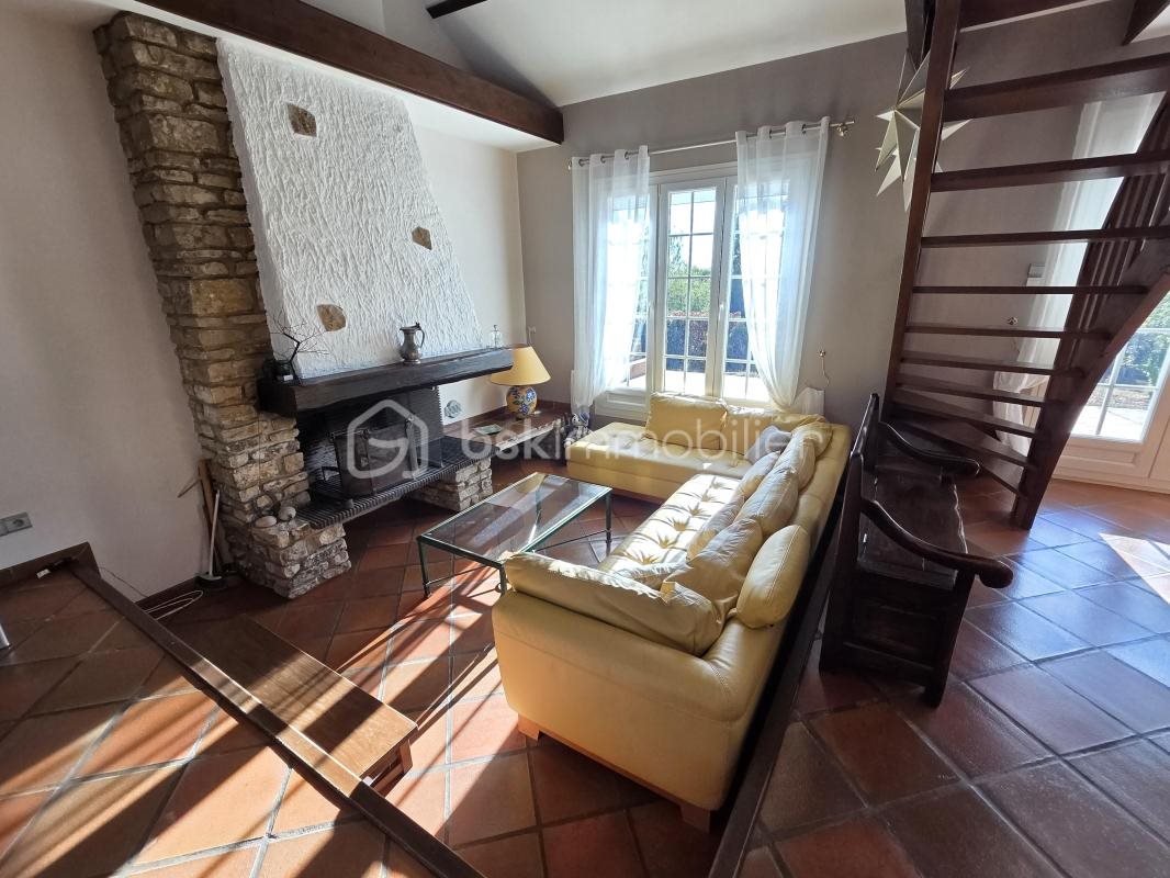 Maison à vendre, 168m², Saint-Léger-des-Vignes