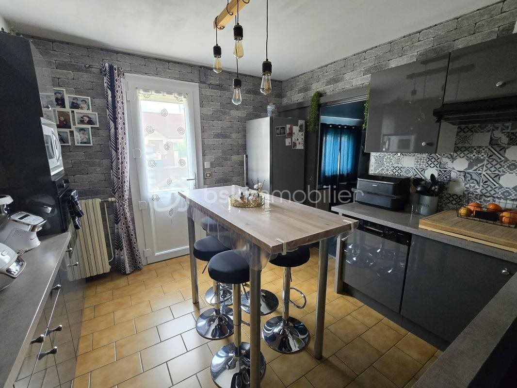 Maison à vendre, 122m², Cercy-la-Tour