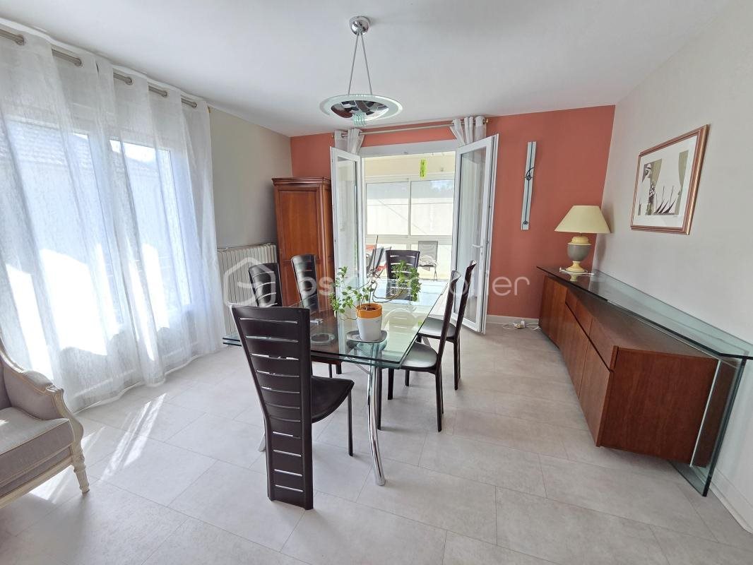 Maison à vendre, 141m², Saint-Léger-des-Vignes