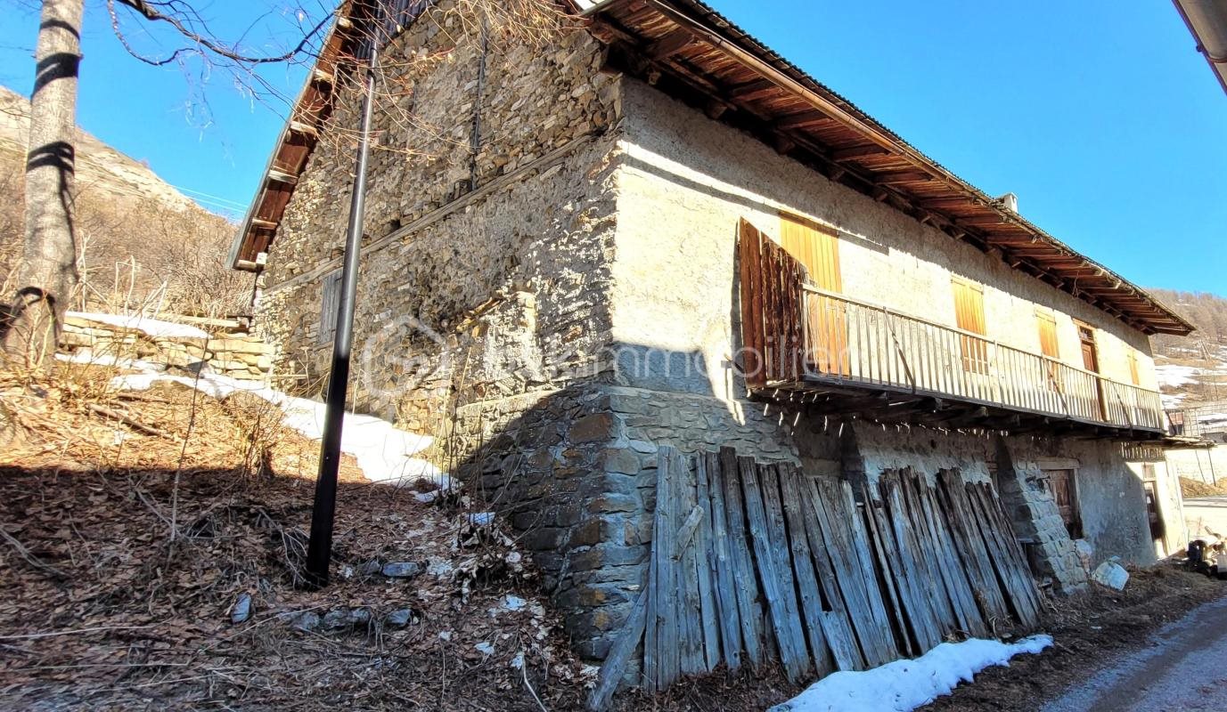 Maison à vendre, 360m², Allos