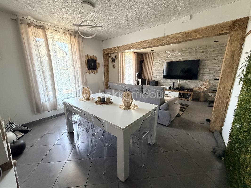 Maison à vendre, 113m², Lumes
