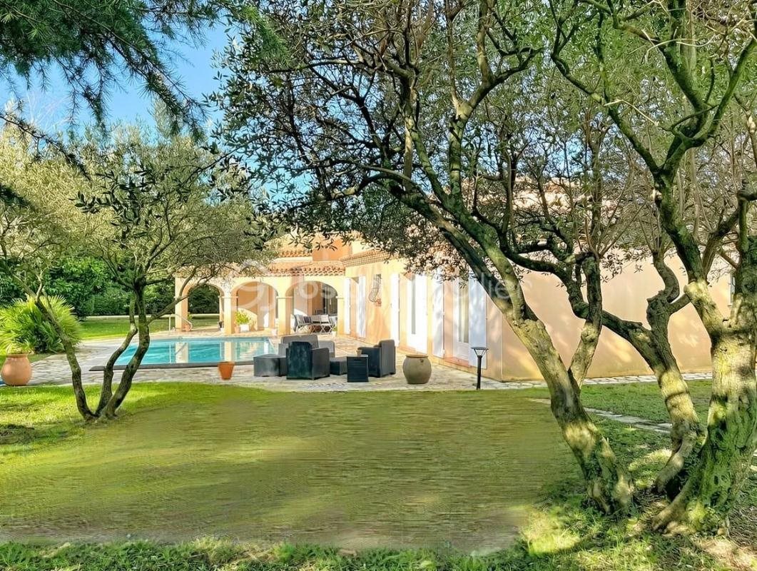 Maison à vendre, 180m², Nîmes