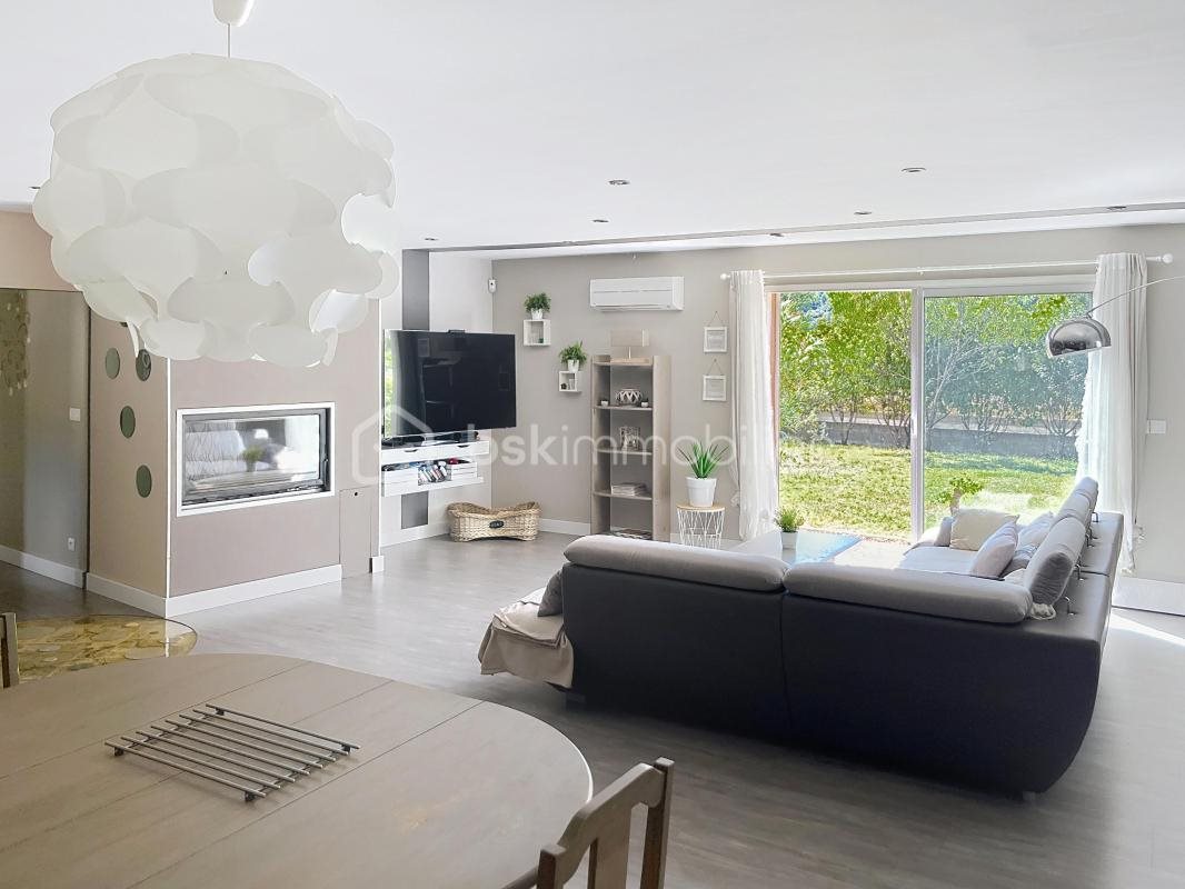Maison à vendre, 146m², Saint-Florent-sur-Auzonnet
