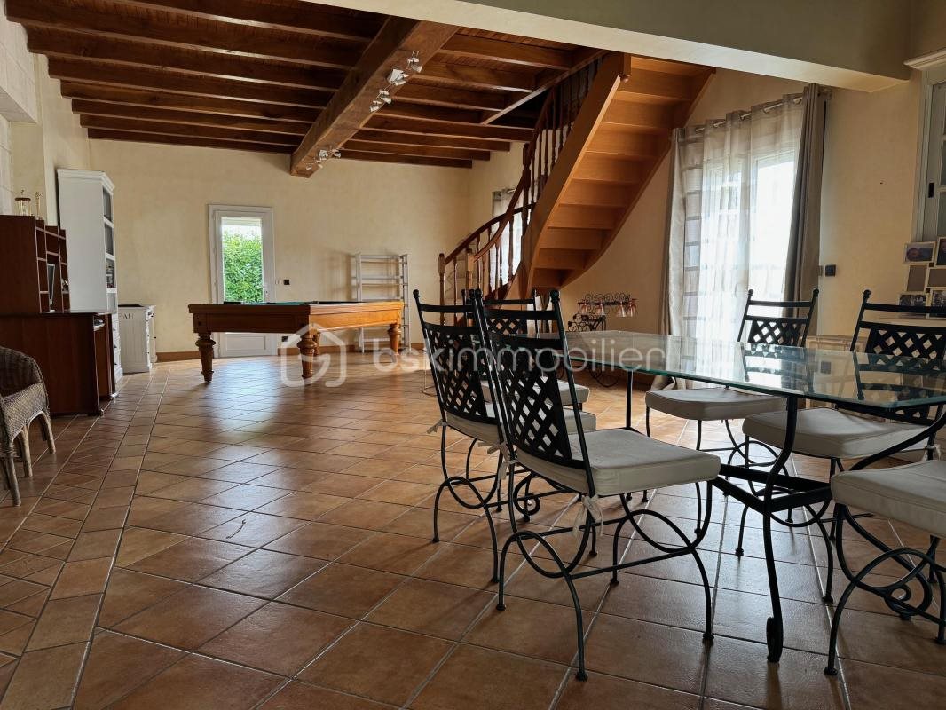 Maison à vendre, 174m², Saint-Quentin-de-Baron