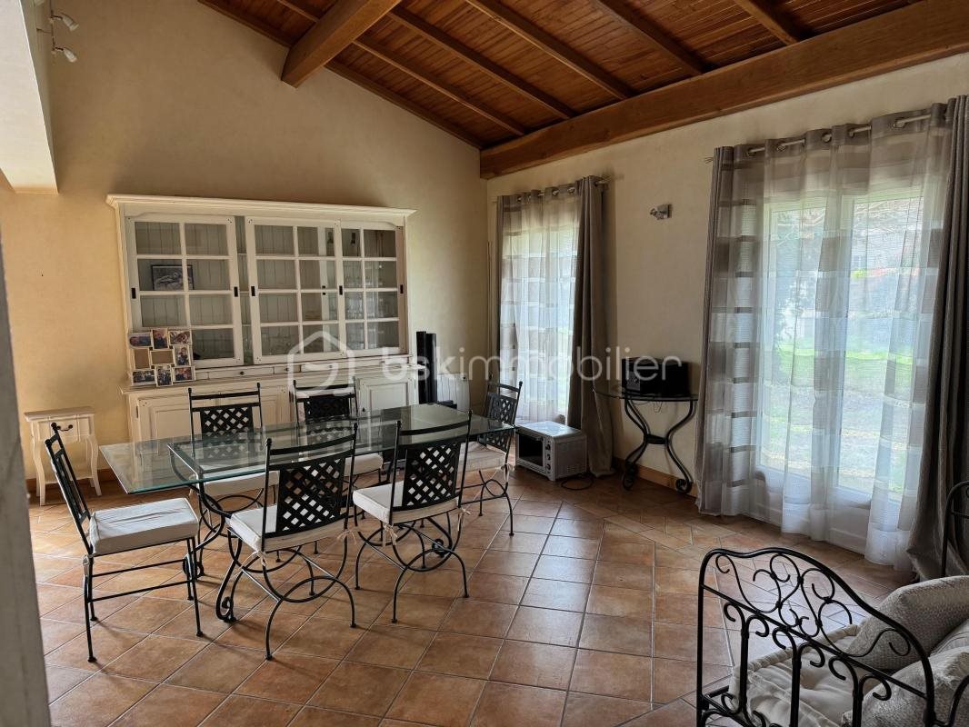 Maison à vendre, 174m², Saint-Quentin-de-Baron