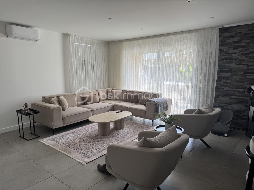 Maison à vendre, 104m², Arveyres
