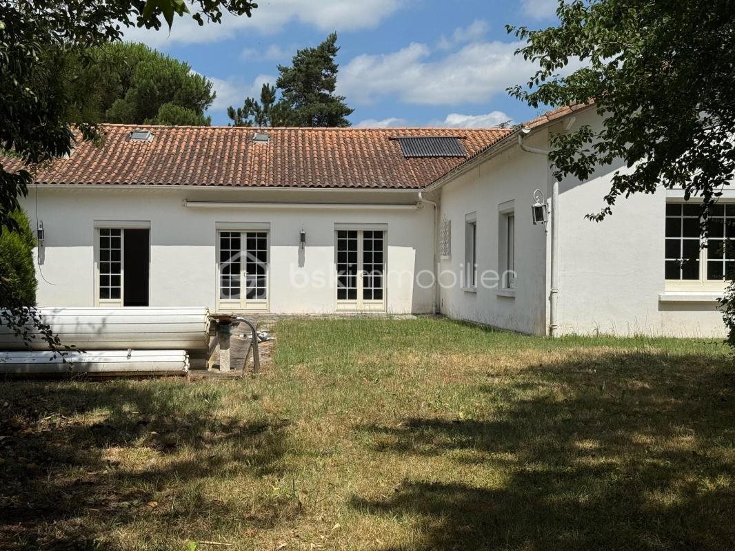 Maison à vendre, 224m², Saint-Seurin-sur-l'Isle