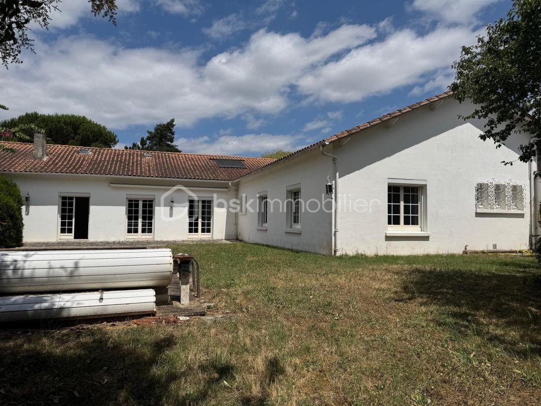 Maison à vendre, 224m², Saint-Seurin-sur-l'Isle