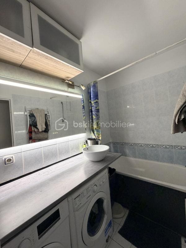 Appartement à vendre, 57m², Savigny-le-Temple