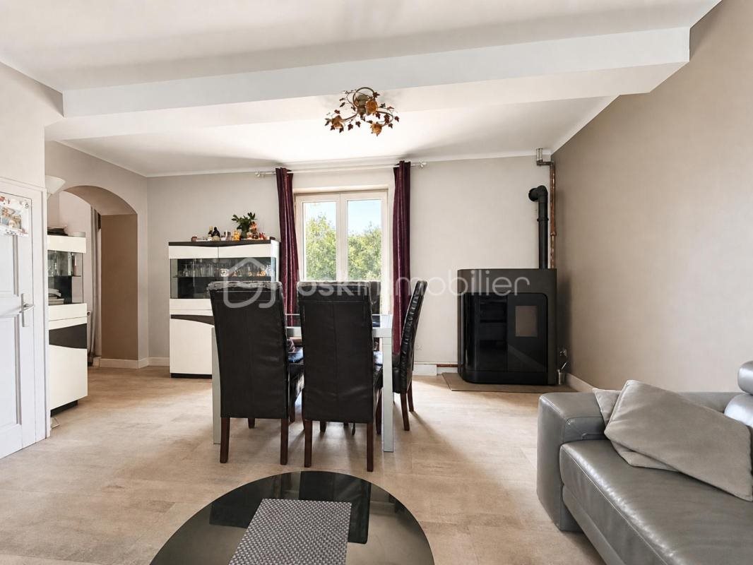 Maison à vendre, 115m², Pont-de-Chéruy