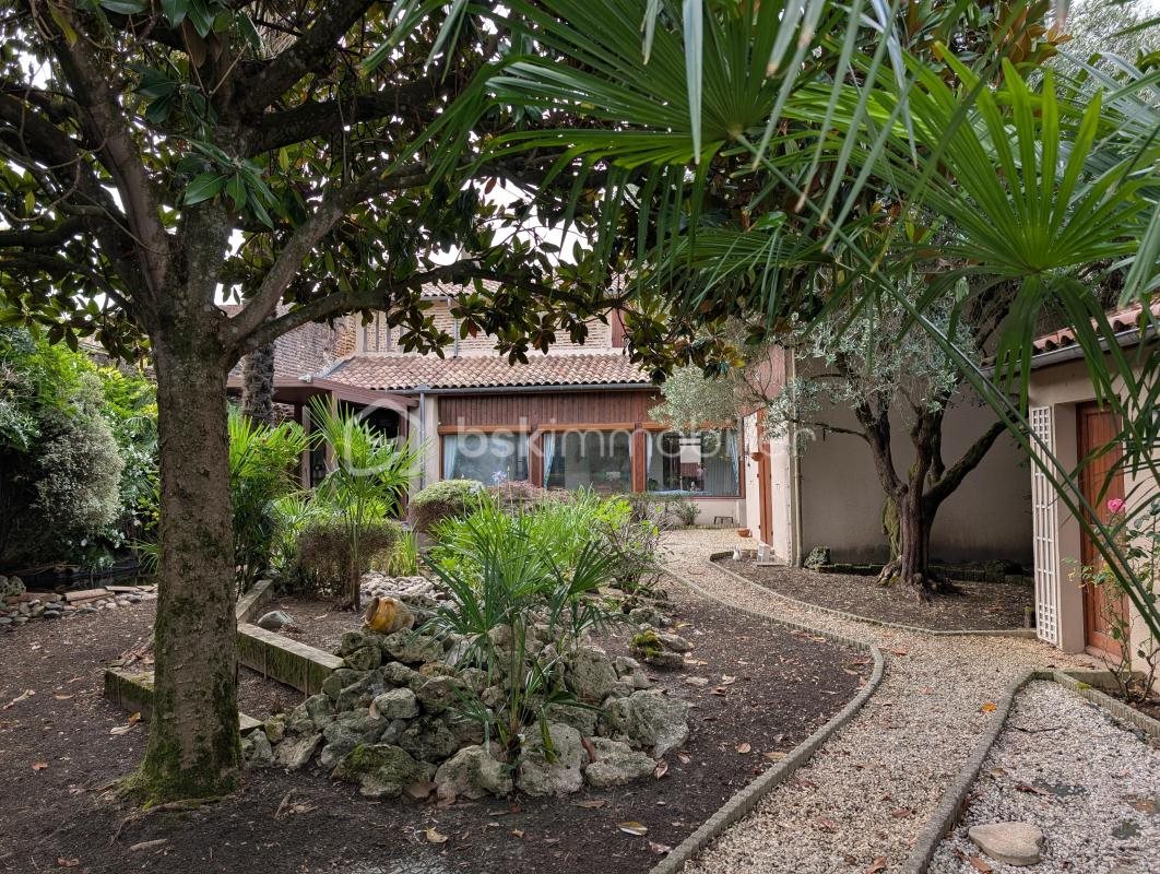 Maison à vendre, 380m², Le Mas-d'Agenais