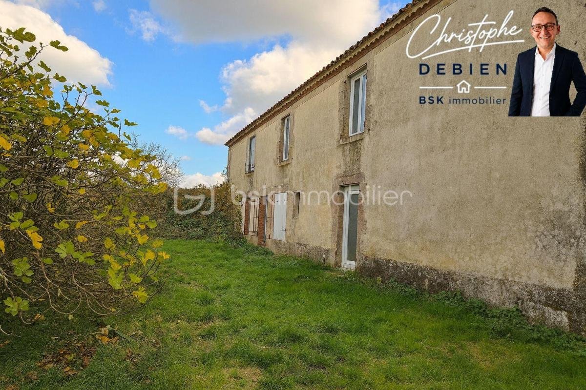 Maison à vendre, 176m², Fougeré
