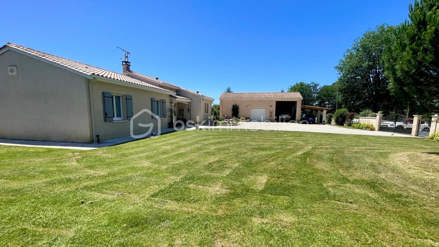 Maison à vendre, 130m², Couze-et-Saint-Front
