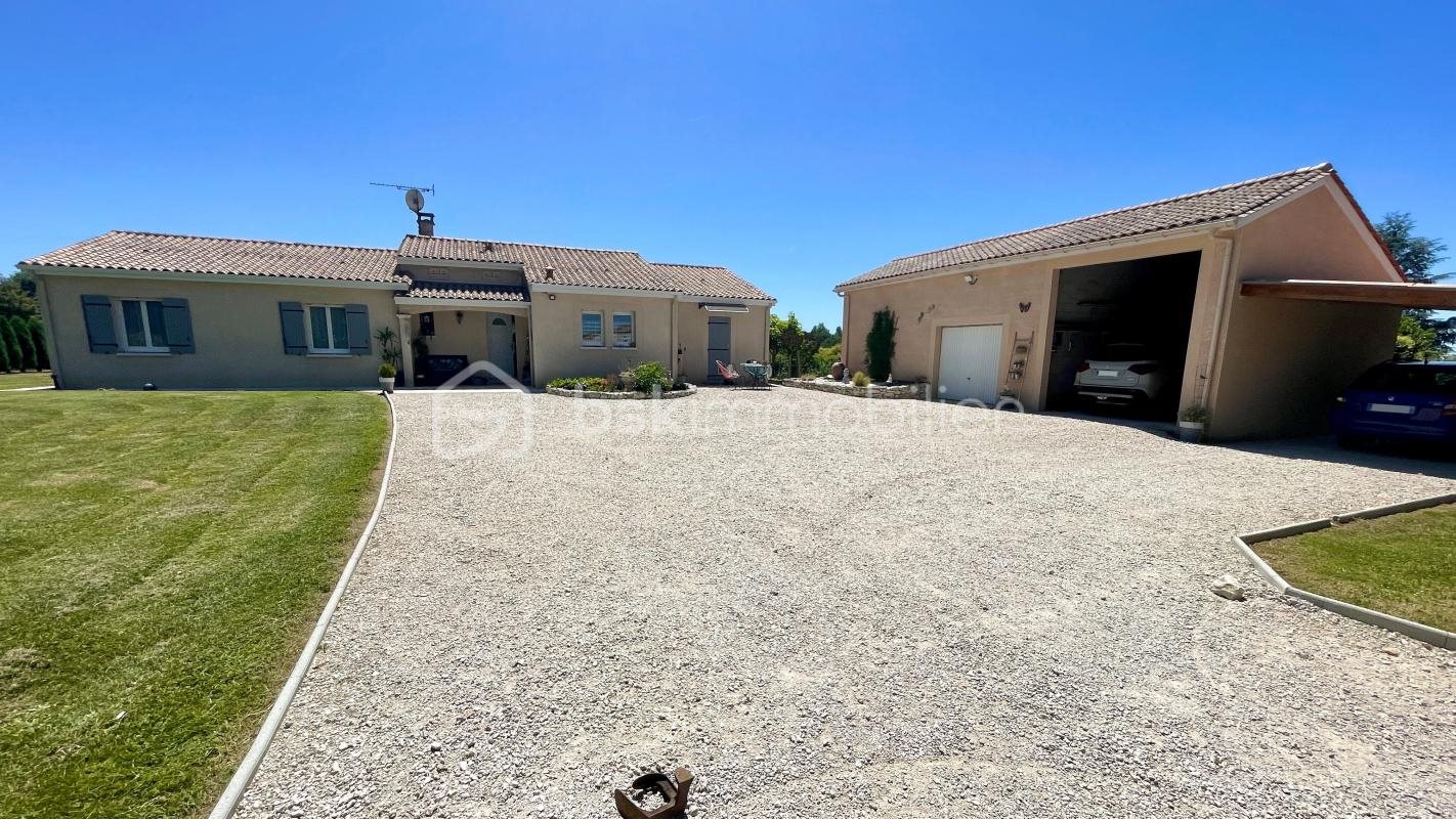 Maison à vendre, 130m², Couze-et-Saint-Front