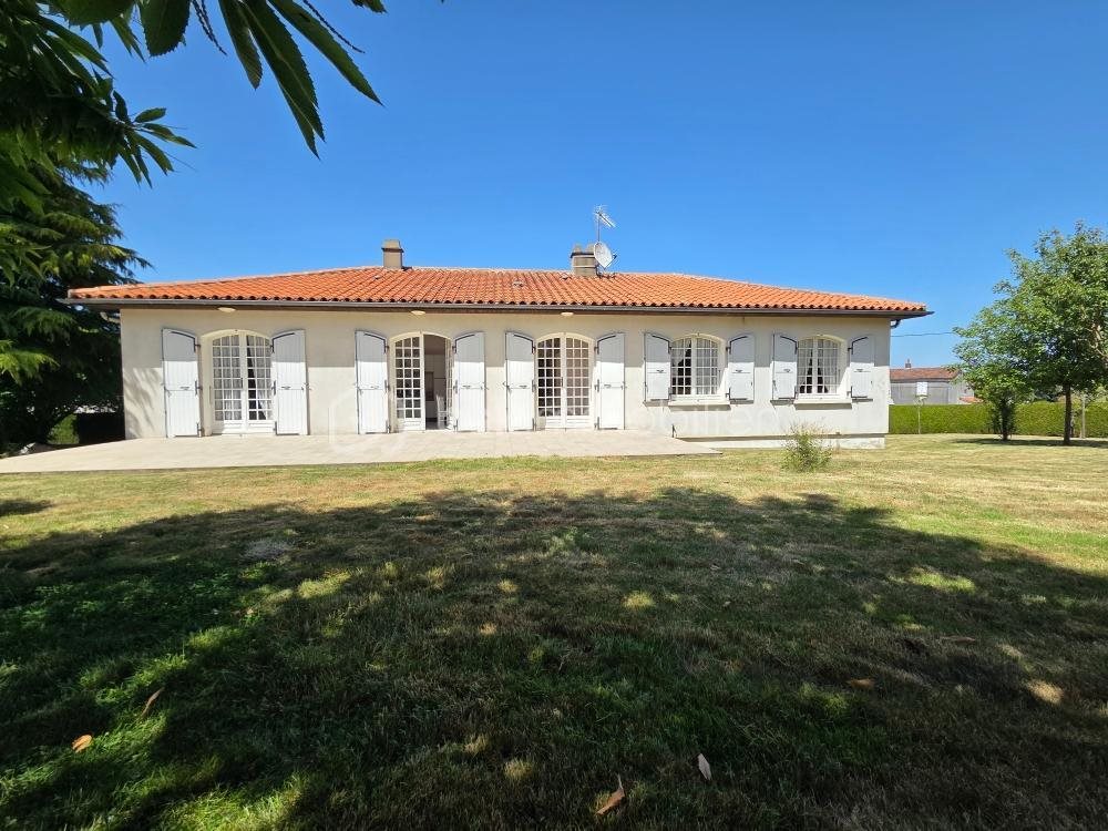 Maison à vendre, 216m², L'Absie