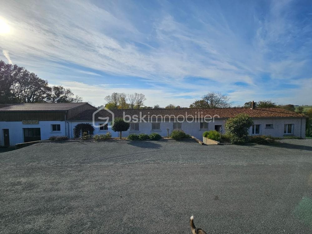Maison à vendre, 150m², Largeasse
