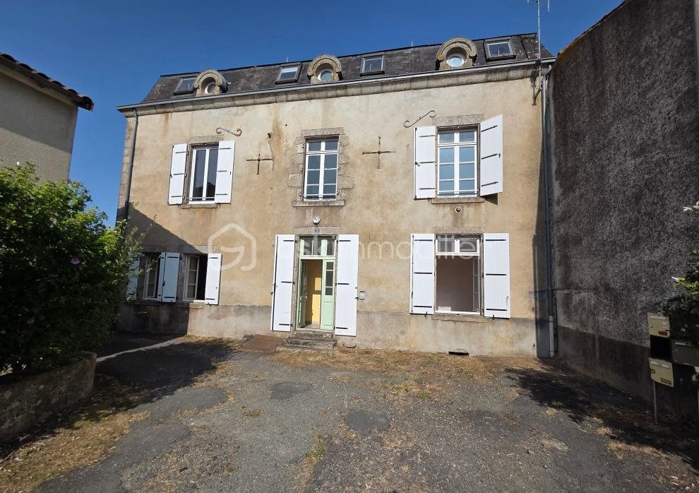 Maison à vendre, 220m², Vernoux-en-Gâtine