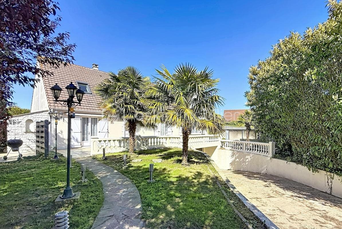 Maison à vendre, 160m², Guignes