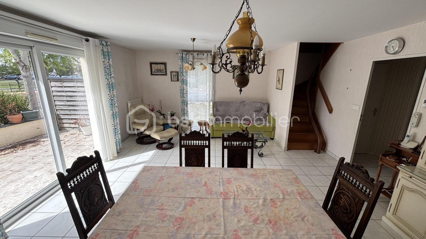 Maison à vendre, 100m², Seiches-sur-le-Loir