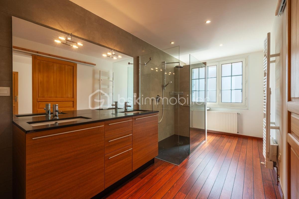 Maison à vendre, 245m², Seiches-sur-le-Loir