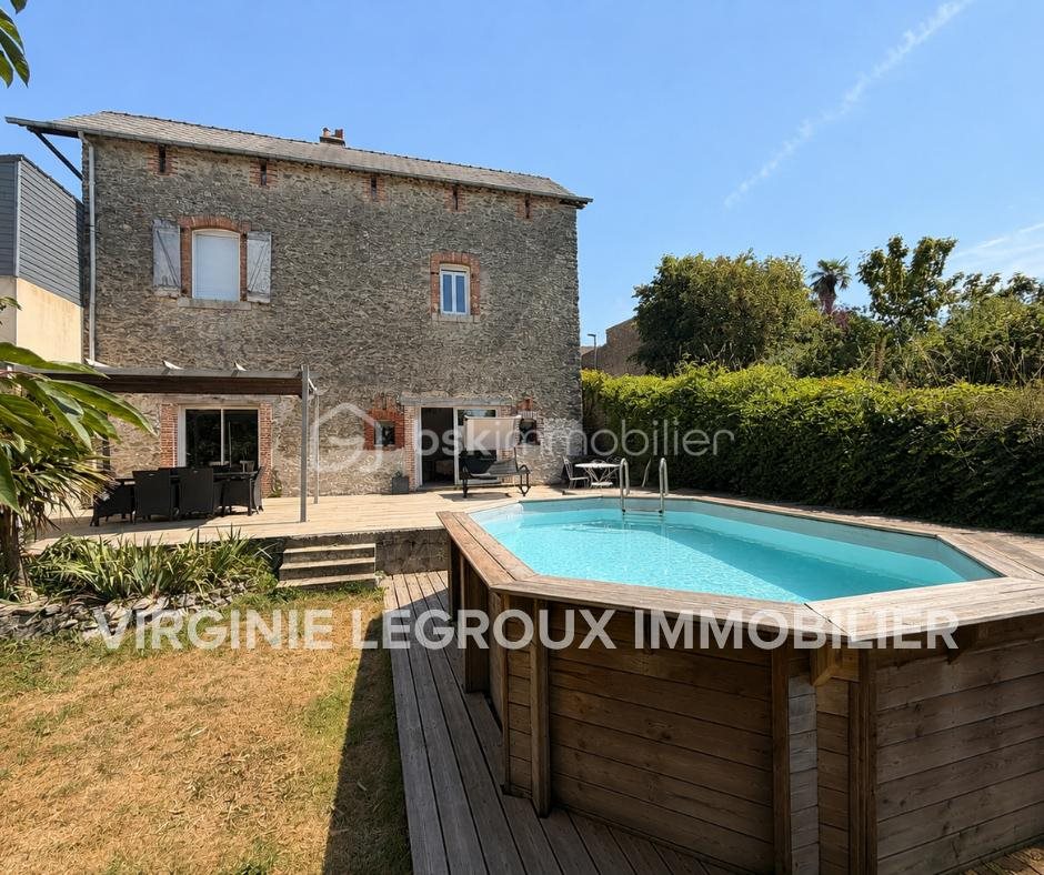 Maison à vendre, 151m², Laval