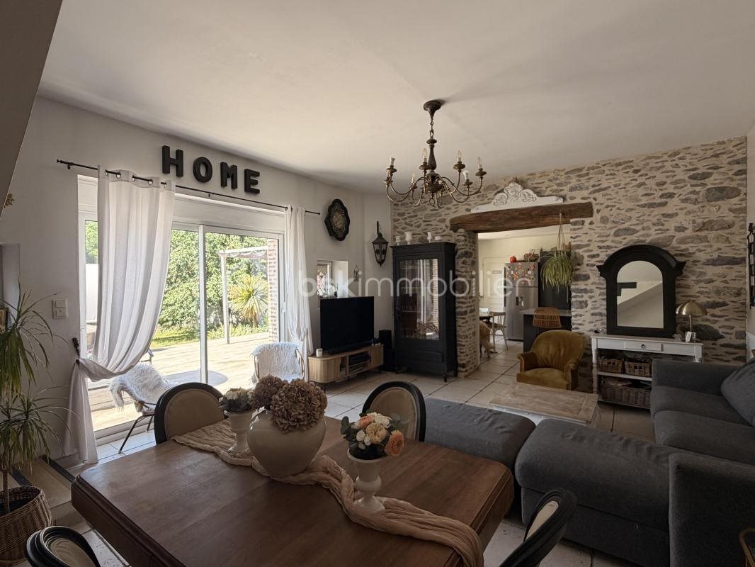 Maison à vendre, 151m², Laval