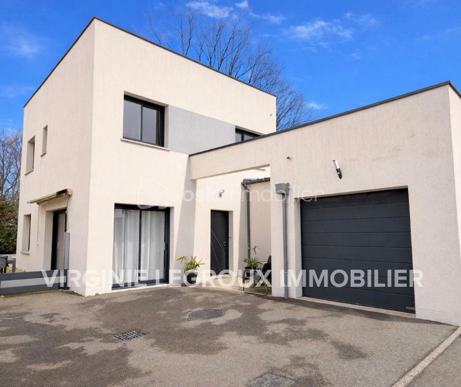 Maison à vendre, 96m², Fougères