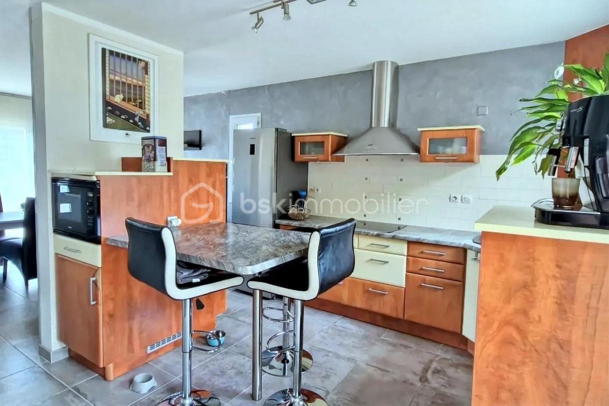Maison à vendre, 178m², Châteaubourg