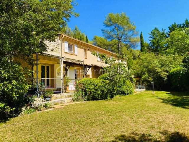 Maison à vendre, 192m², La Destrousse