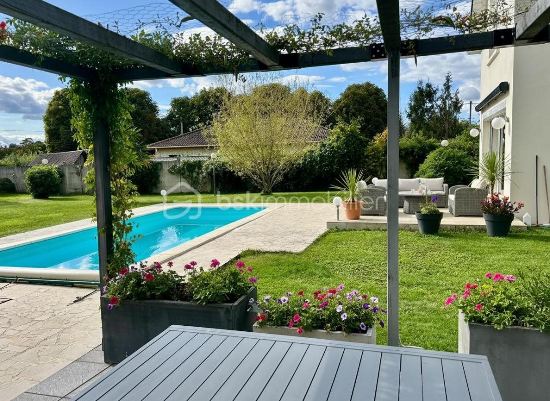 Maison à vendre, 205m², Villeblevin